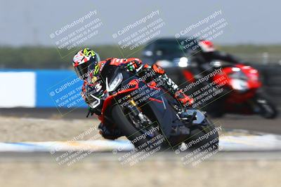 media/Sep-20-2025-TrackDaz (Sat) [[27f0cde673]]/A Group/12pm (Turn 1)/